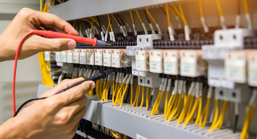 نحوه تست و عیب‌ یابی کابل برق در کارگاه و محل پروژه